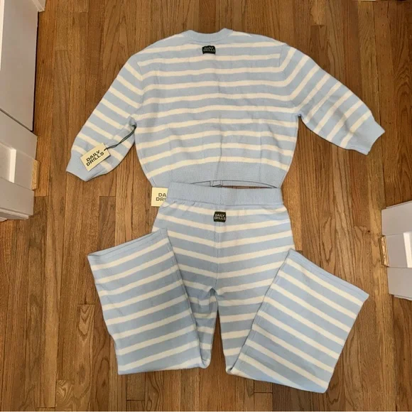 Daily Drills Knit Set - Picture 2 of 5